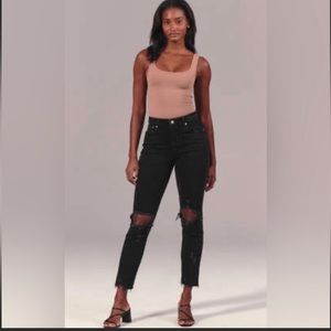 Abercrombie & Fitch Curve Love Mom Jeans
